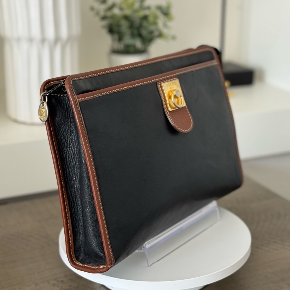 Celine Vintage Triomphe  Black Leather Clutch Bag - Picture 16 of 16
